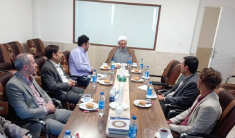 بررسی زمینه های همکاری بین دانشکده الهیات و معارف اسلامی با محققین دانشگاه پالرموی ایتالیا با حضور دکتر دانیله سیکاری، استاد شیعه شناسی و آموزش زبان فارسی