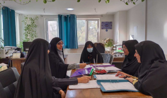 نشست هم‌اندیشی مدیریت امور شاهد و ایثارگران دانشگاه با رئیس و کارشناسان اداره آموزش دانشکده