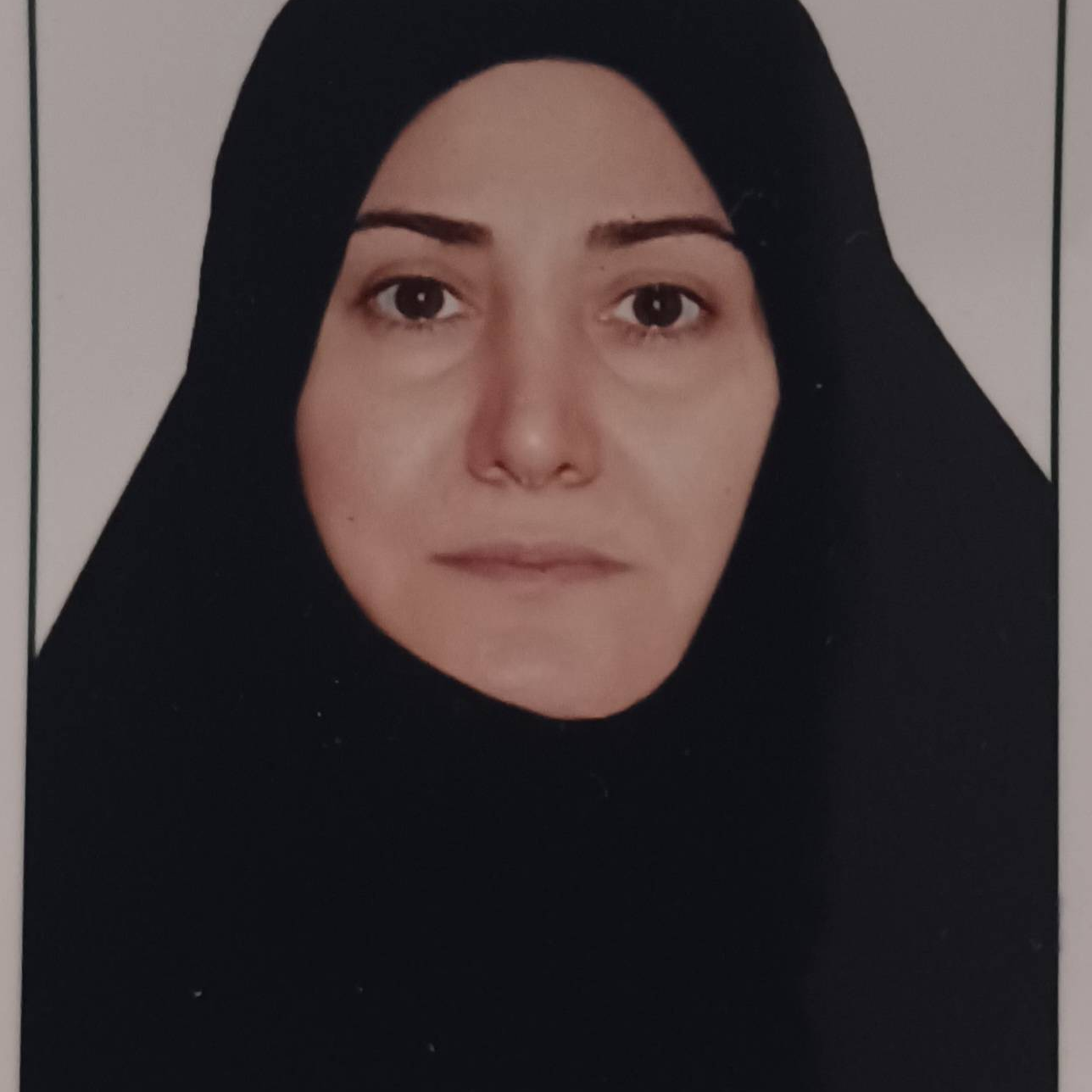 زهرا نشاط